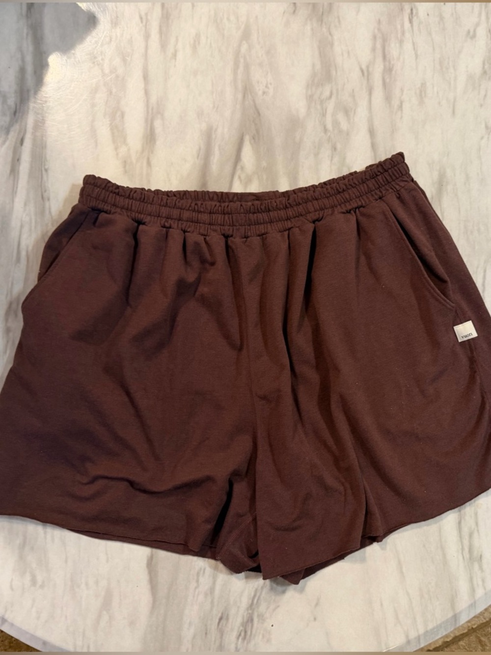VUORI Women's Boyfriend Brown Athletic Comfy Athleisure Shorts EUC M - Picture 4 of 7